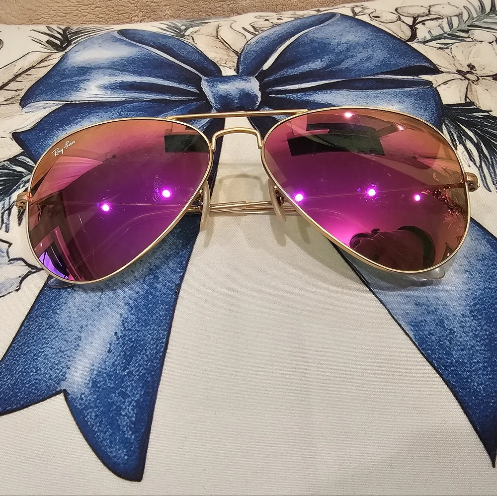 Ray-Ban Gold Frame with Pink Lenses Sunglasses